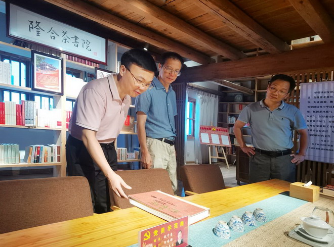 image008_缩小大小.jpg