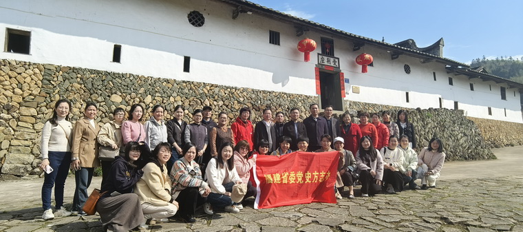微信图片_20250312170408_调整大小.jpg