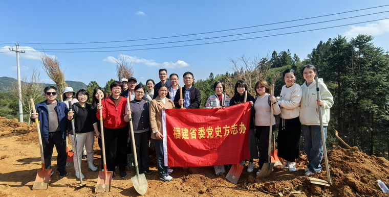 微信图片_20250312170420_调整大小.jpg